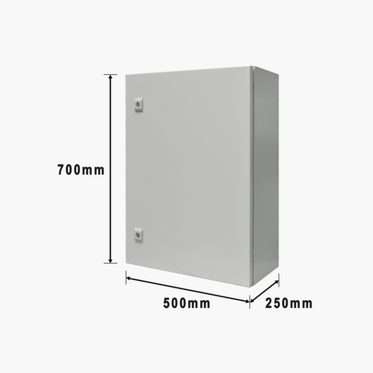Gabinete de Acero IP66 Uso en Intemperie (500 x 700 x 250 mm) con Placa Trasera Interior Metálica y Compuerta Inferior Atornillable (Incluye Chapa y Llave T).